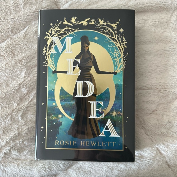 Medea Rosie Hewlett | Goldsboro - Picture 1 of 7